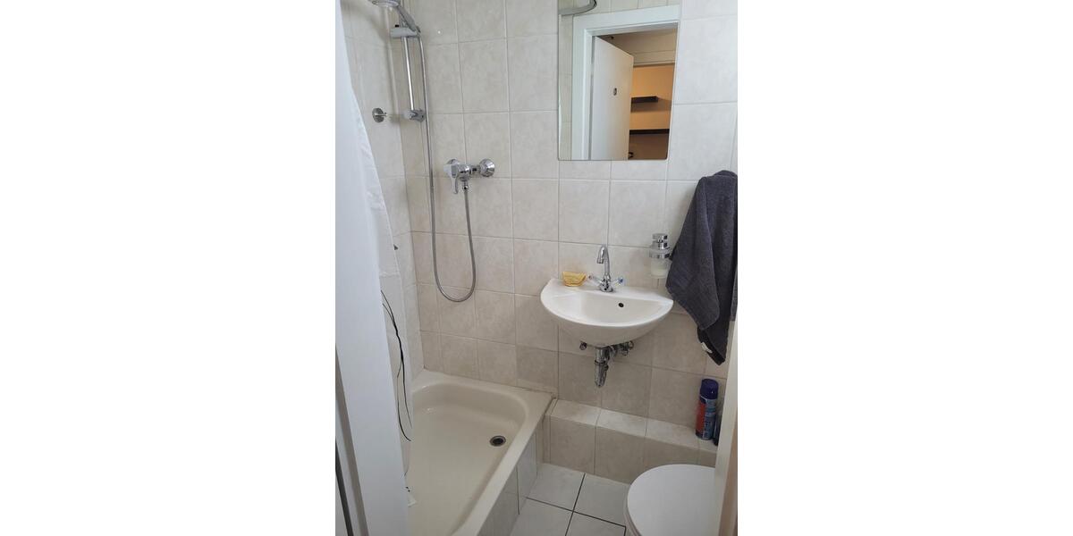 Erdgeschoßwohnung Wuppertal - 1 Zimmer, 25 m&sup2;, 240&euro; | Angebot:26234626