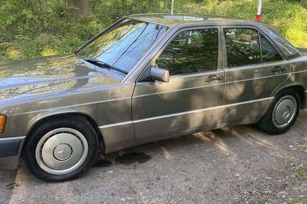 Mercedes-Benz 190 208.000 km 5.700 &euro; Dortmund, Stadt 44309
