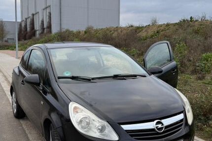 Opel Corsa 137.000 km 1.650 &euro; Duisburg 47138