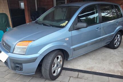 Ford Fusion 81.000 km 2.225 &euro; Bottrop 46236