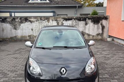 Renault Twingo 178.000 km 2.100 € Essen 45309