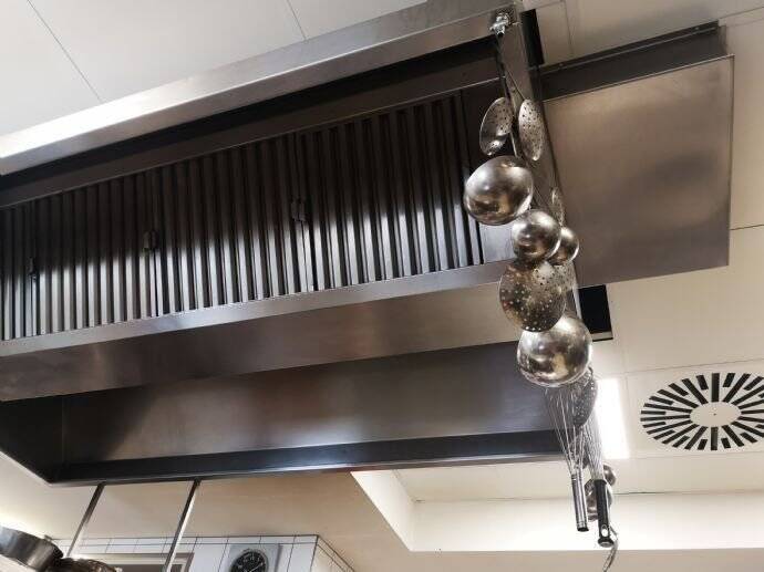 RESERVIERT - Restaurant + Bar + Appartement am besten Platz in Velbert zimmer