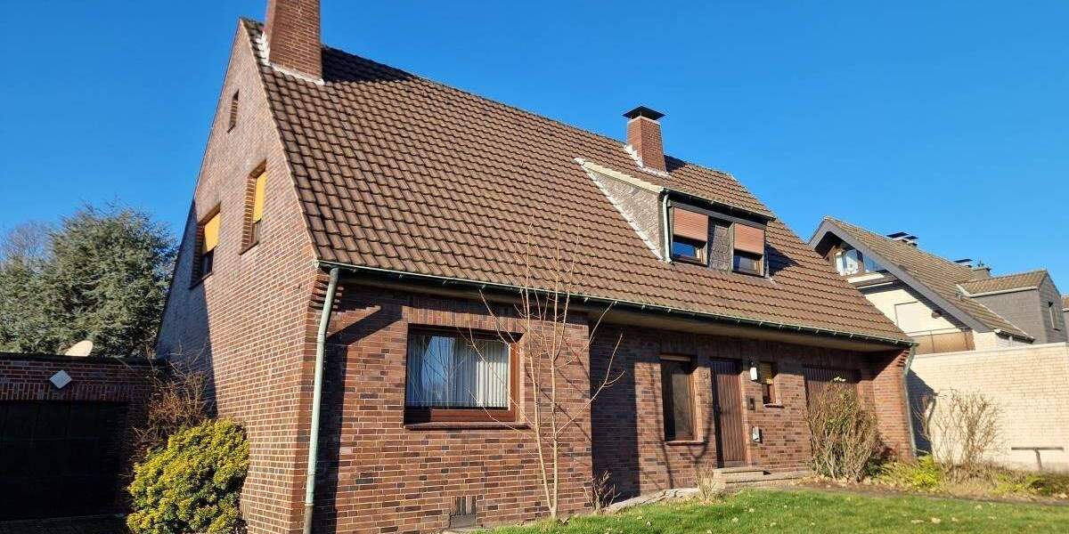 Mehrfamilienhaus, Wohnhaus Oberhausen Sterkrade-Nord - 9 Zimmer, 254 m&sup2;, 759.000&euro; | Angebot:25319533