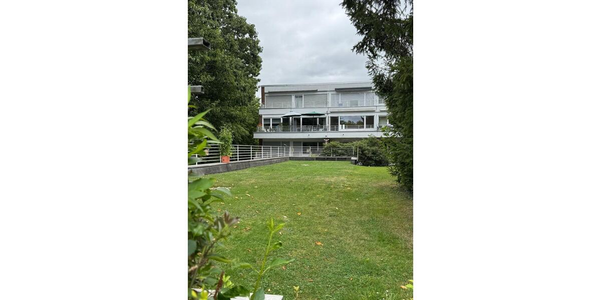 Helle Wohnung mit Balkon und Einbauküche in Mülheim a. d. Ruhr 2.5 zimmer