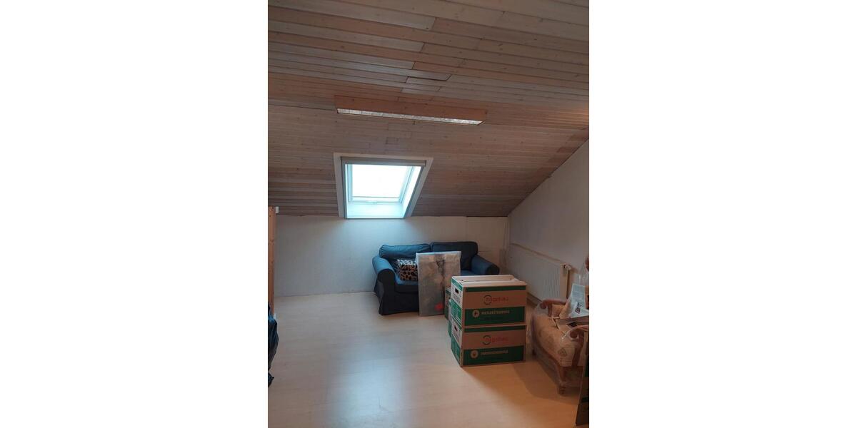 Reihenhaus Hünxe - 6.5 Zimmer, 250 m&sup2;, 2.450&euro; | Angebot:25129233
