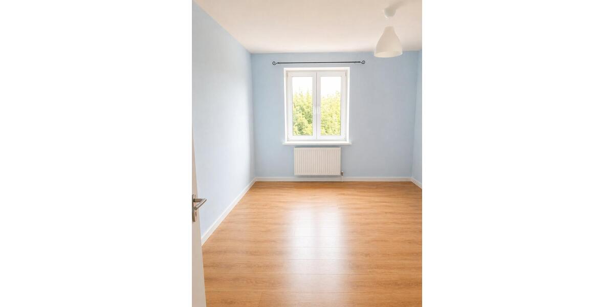 Dachgeschoßwohnung Wuppertal Gemarkung Langerfeld - 2 Zimmer, 65 m&sup2;, 471&euro; | Angebot:26248403