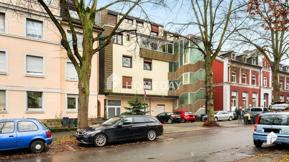 Bezugsfrei! Großzügige 6-Zimmer-Wohnung mit Balkon, EBK und 4 Stellplätzen in Wetter (Ruhr) 6 zimmer