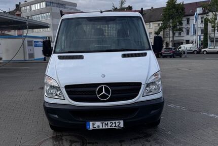 Mercedes-Benz Sprinter 145.702 km 12.999 &euro; Essen 45277