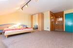 Reihenmittelhaus mit großzügigem Dachgeschoss #Garage #ruhige Lage 5 zimmer