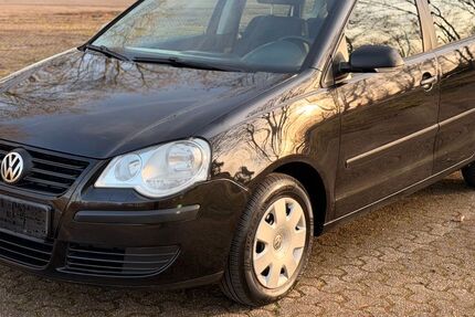 VW Polo 148.250 km 2.699 &euro; Oberhausen 46049