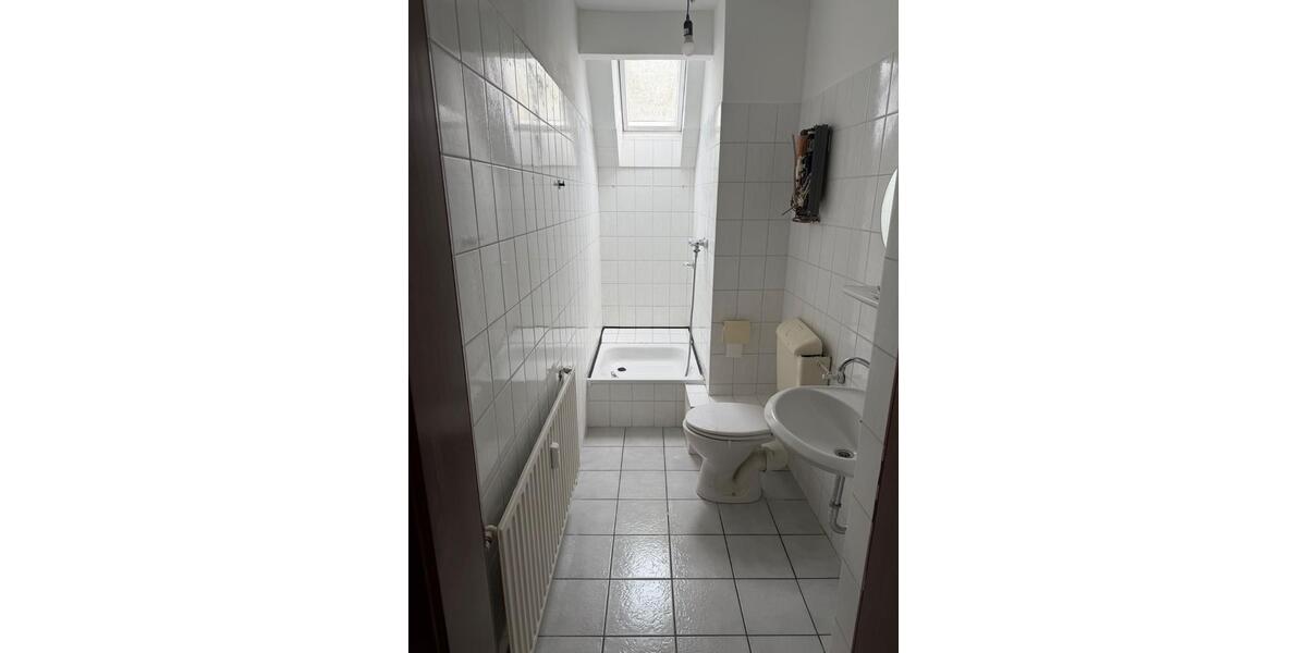 Dachgeschoßwohnung Essen Frillendorf - 2 Zimmer, 43 m&sup2;, 550&euro; | Angebot:26196210