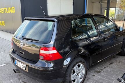 VW Golf 239.000 km 3.000 &euro; Gelsenkirchen 45883