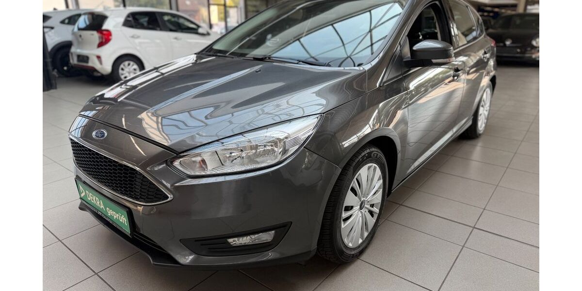 Ford Focus 156.000 km 9.890 &euro; Bottrop 46236