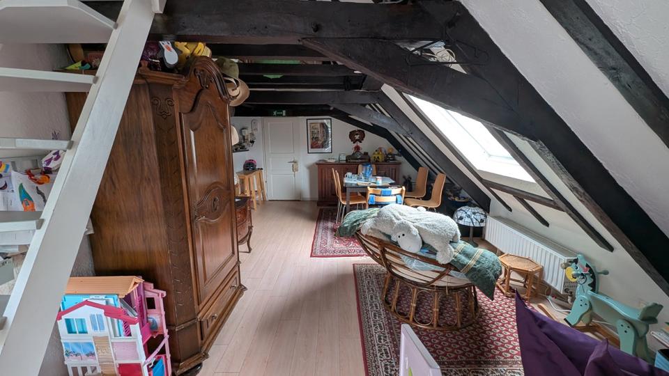 Dachgeschoßwohnung Duisburg Laar - 2.5 Zimmer, 58 m&sup2;, 110.000&euro; | Angebot:27080266