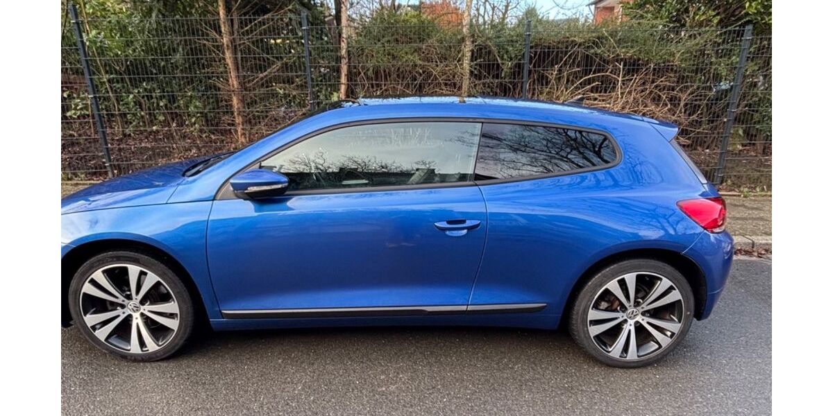 VW Scirocco 266.602 km 7.999 &euro; Ratingen 40882