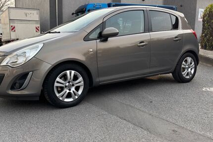 Opel Corsa 80.769 km 4.700 &euro; Gelsenkirchen 45881