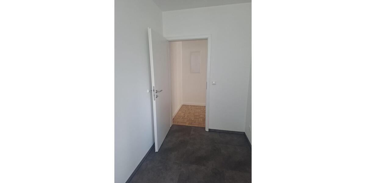 Hochparterre Mülheim an der Ruhr Broich - 3.5 Zimmer, 83 m&sup2;, 1.038&euro; | Angebot:26227549