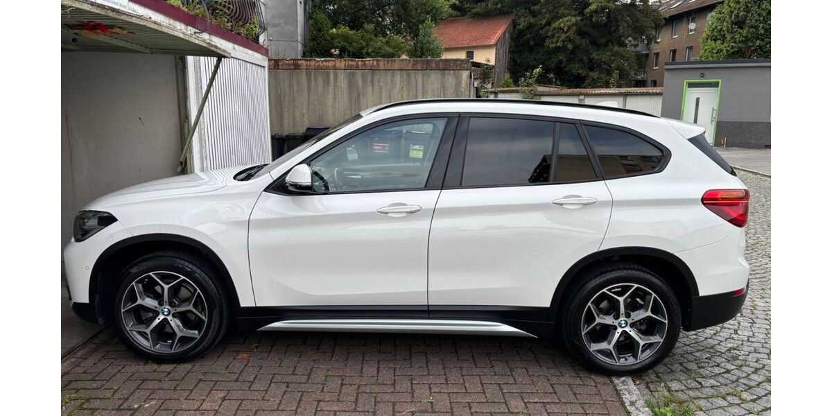 BMW X1 98.000 km 22.999 &euro; bochum 44787