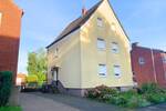 In 2000 kernsaniertes Mehrparteienhaus mit schönem Gartengrundstück in Recklinghausen- Grullbad.