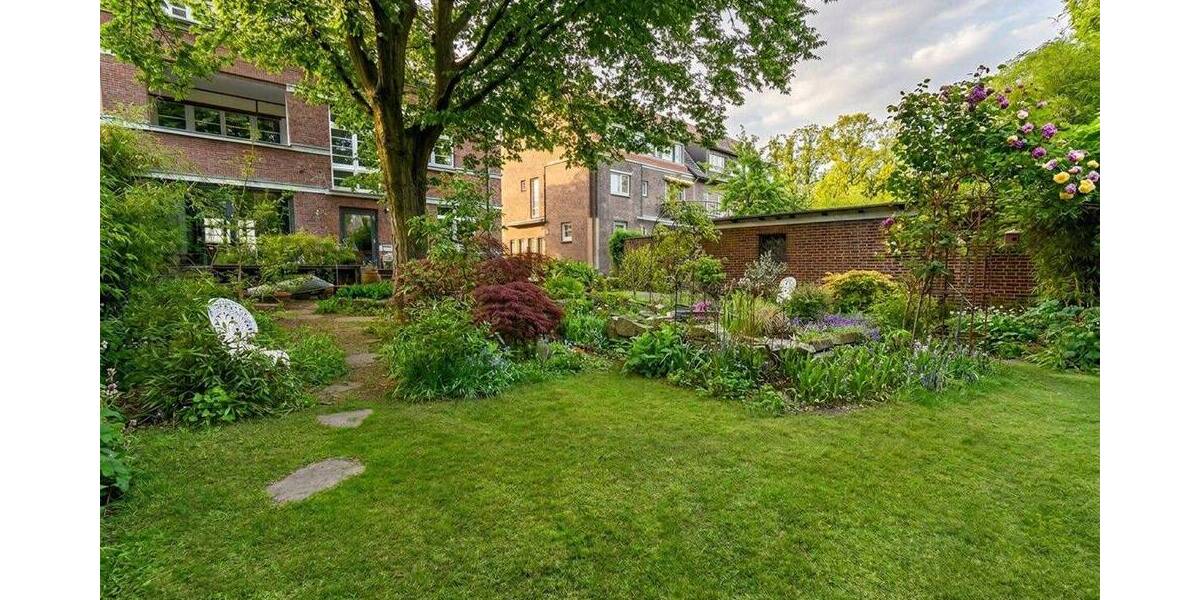 Reihenendhaus Duisburg Duissern - 9 Zimmer, 342 m&sup2;, 1.365.000&euro; | Angebot:26851078