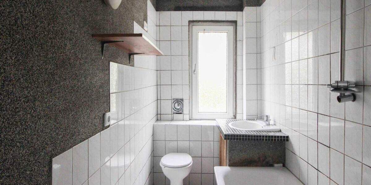 Etagenwohnung Essen Stoppenberg - 2 Zimmer, 62 m&sup2;, 79.000&euro; | Angebot:25141717