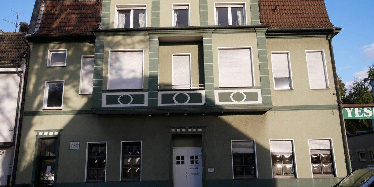 Etagenwohnung Gelsenkirchen Hassel - 3 Zimmer, 123 m&sup2;, 660&euro; | Angebot:23627132
