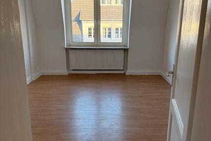 Wohnung Wuppertal Gemarkung Langerfeld - 2 Zimmer, 65 m&sup2;, 450&euro; | Angebot:25421967