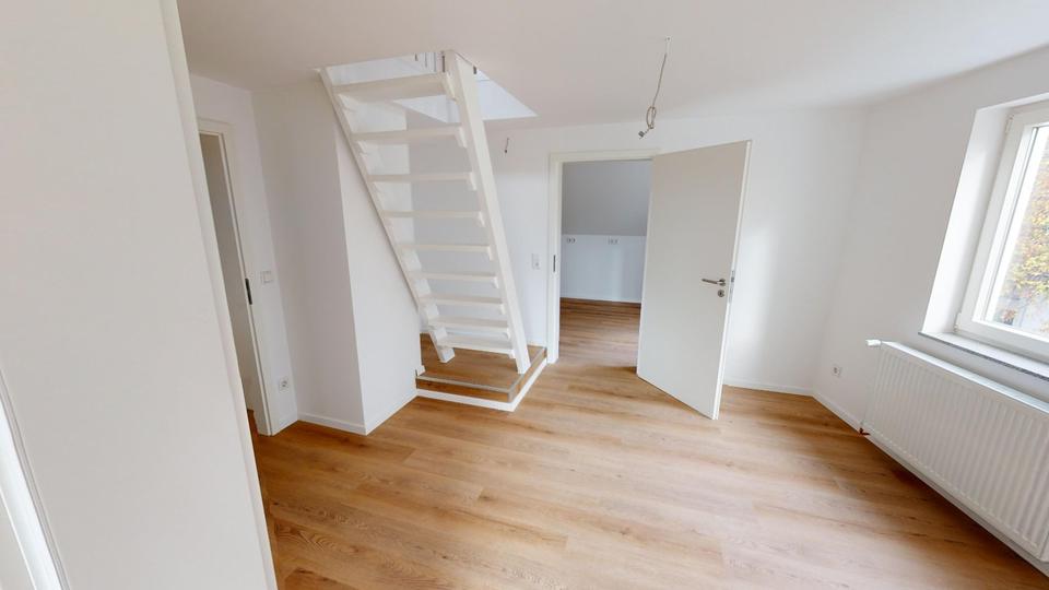 Dachgeschoßwohnung Wuppertal Gemarkung Langerfeld - 3 Zimmer, 60 m&sup2;, 600&euro; | Angebot:25479707