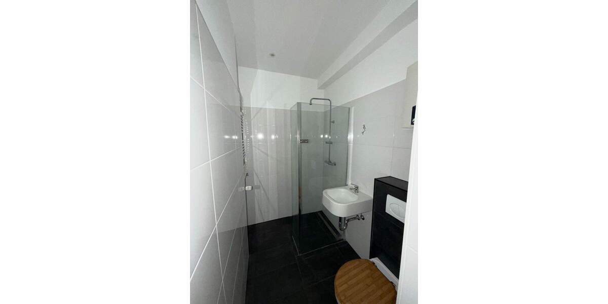 Etagenwohnung Duisburg Mittelmeiderich - 3 Zimmer, 61 m&sup2;, 500&euro; | Angebot:25566064