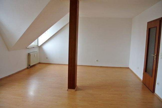 Etagenwohnung Mülheim an der Ruhr Mitte-Ost - 3 Zimmer, 94 m&sup2;, 635&euro; | Angebot:25474209