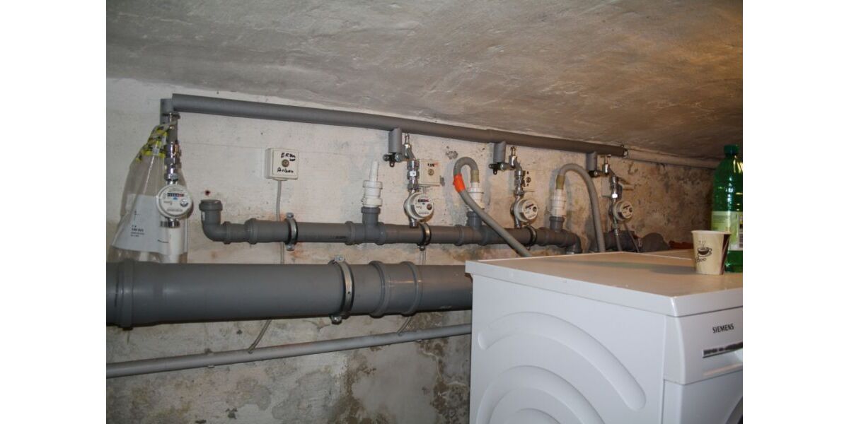 Provisionsfrei* Modernisierte Kapitalanlage in Duisburg-Hochfeld - Mehrfamilienhaus mit 277 m² Wohnfläche, vollvermietet, provisionsfrei vom Dachdecker - Mehrfamilienhaus, Wohnhaus Duisburg Hochfeld | Angebot:25561634