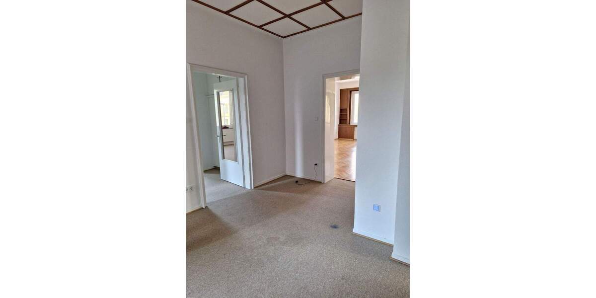 Etagenwohnung Bochum Ehrenfeld - 4 Zimmer, 166 m&sup2;, 1.530&euro; | Angebot:25601024