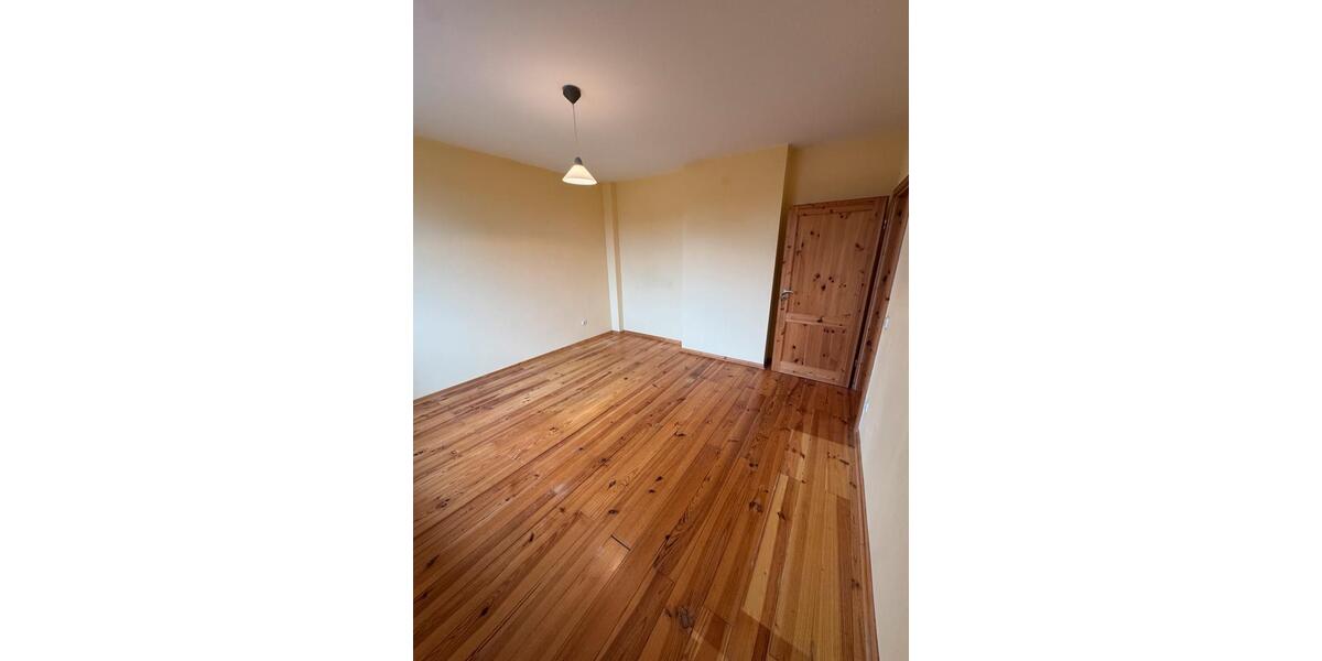 Doppelhaushälfte Duisburg Duisburg-Mitte - 4.5 Zimmer, 120 m&sup2;, 1.300&euro; | Angebot:25297593