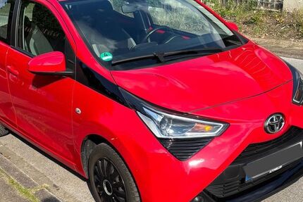 Toyota Aygo (X) 18.823 km 10.800 &euro; Sprockhövel 45549