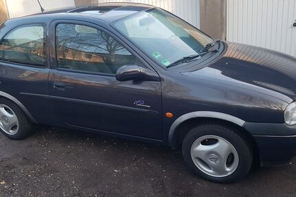 Opel Corsa 23.000 km 4.950 &euro; Oberhausen 46047