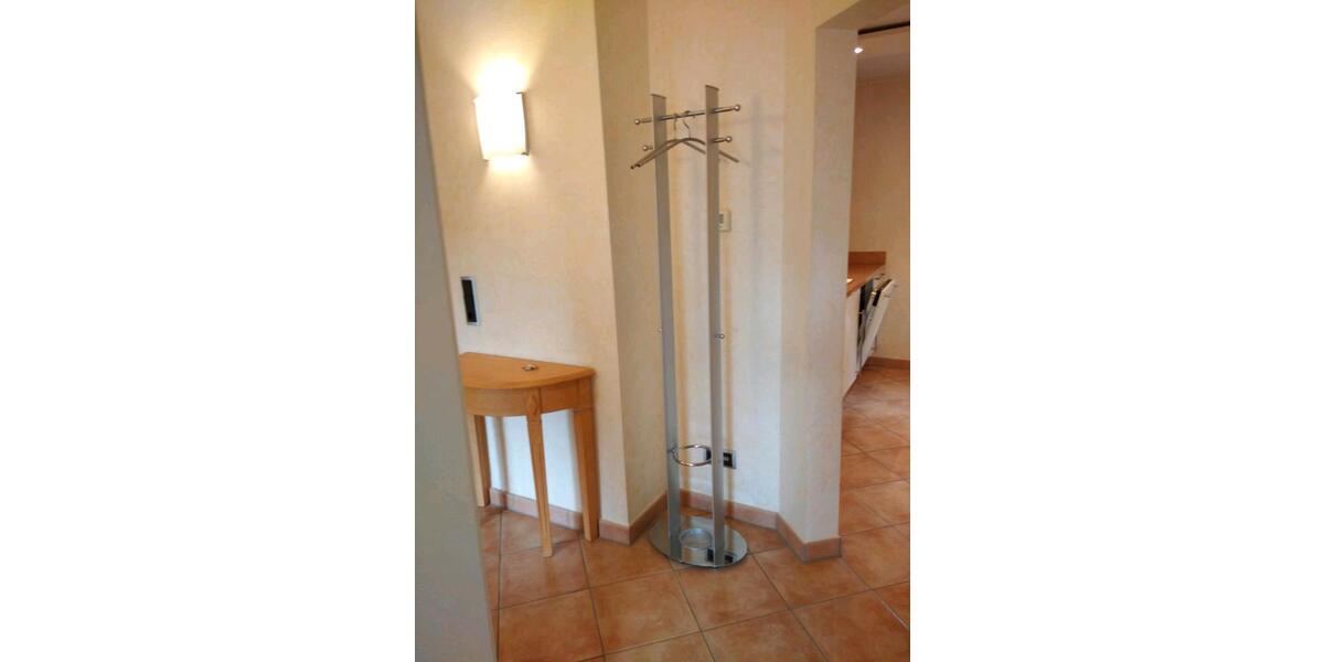 Hochparterre Wuppertal Dönberg - 2 Zimmer, 60 m&sup2;, 830&euro; | Angebot:25286282