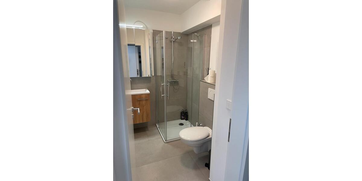 Etagenwohnung Essen Stadtkern - 2 Zimmer, 38 m&sup2;, 700&euro; | Angebot:24859447