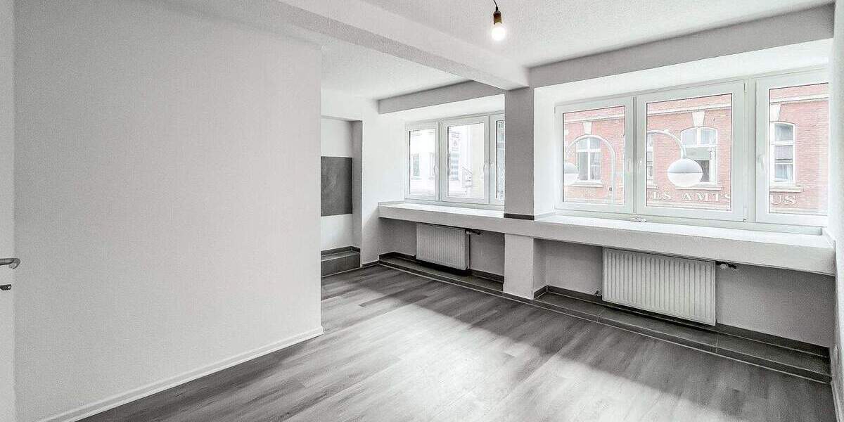 1 Zimmer - renoviert - zentrale Lage 1 zimmer