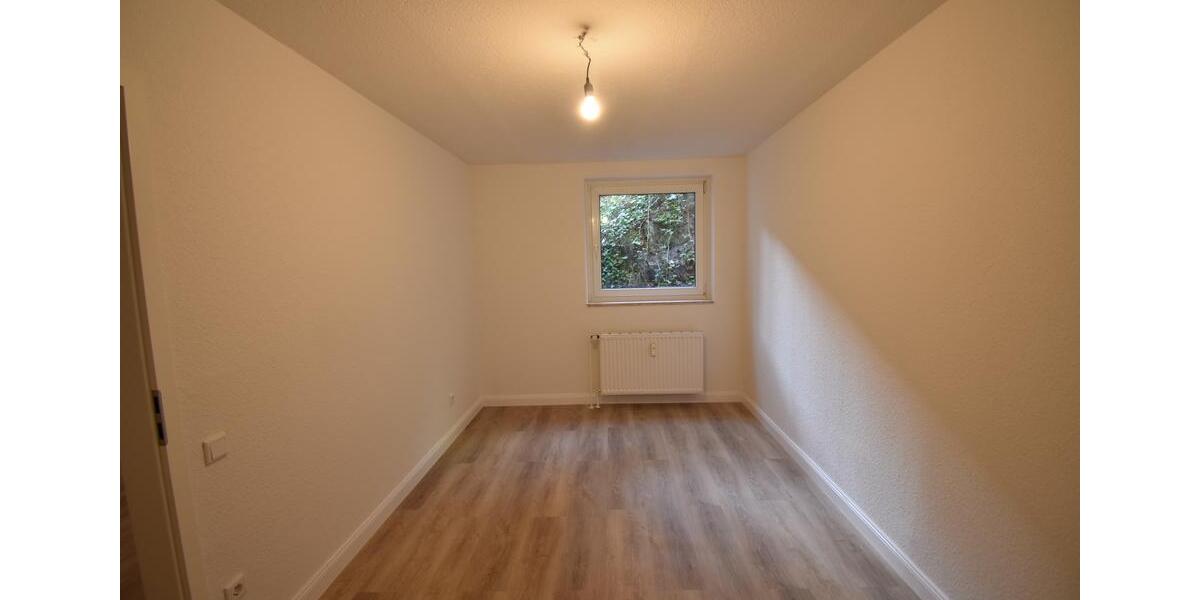 Etagenwohnung Wuppertal Elberfeld - 2 Zimmer, 64 m&sup2;, 595&euro; | Angebot:26563504