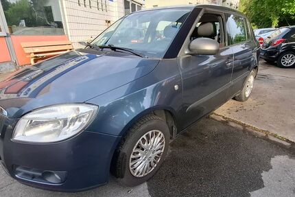 Skoda Fabia 141.500 km 2.990 &euro; Dortmund 44339