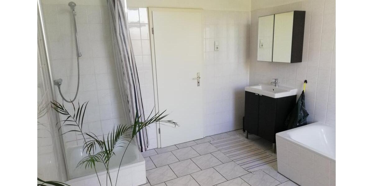 Etagenwohnung Wuppertal Gemarkung Langerfeld - 2 Zimmer, 71 m&sup2;, 109.500&euro; | Angebot:25594030