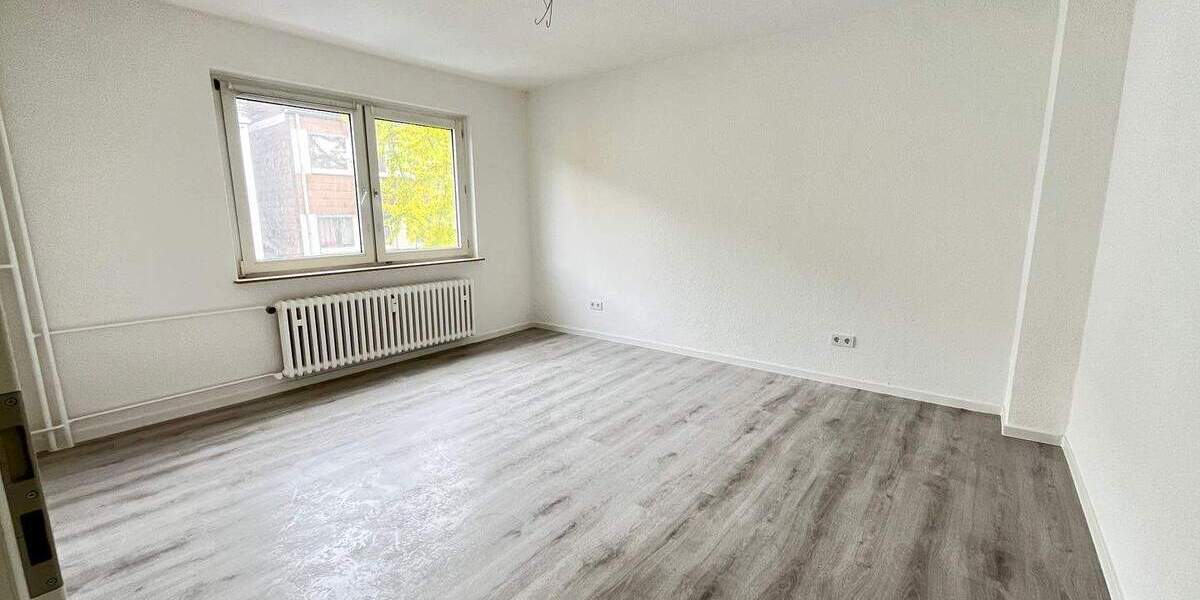 Frisch renovierte 3 Zi Wohnung im 2 OG 3 zimmer