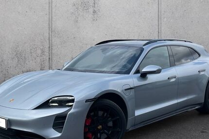 Porsche Taycan 28.271 km 83.890 € Recklinghausen 45665