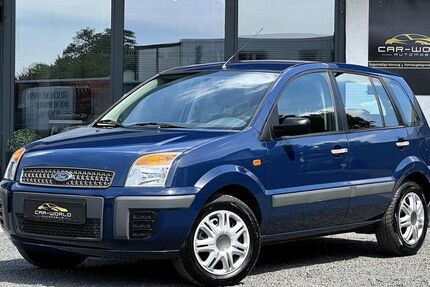 Ford Fusion 61.728 km 4.499 &euro; Duisburg 47167
