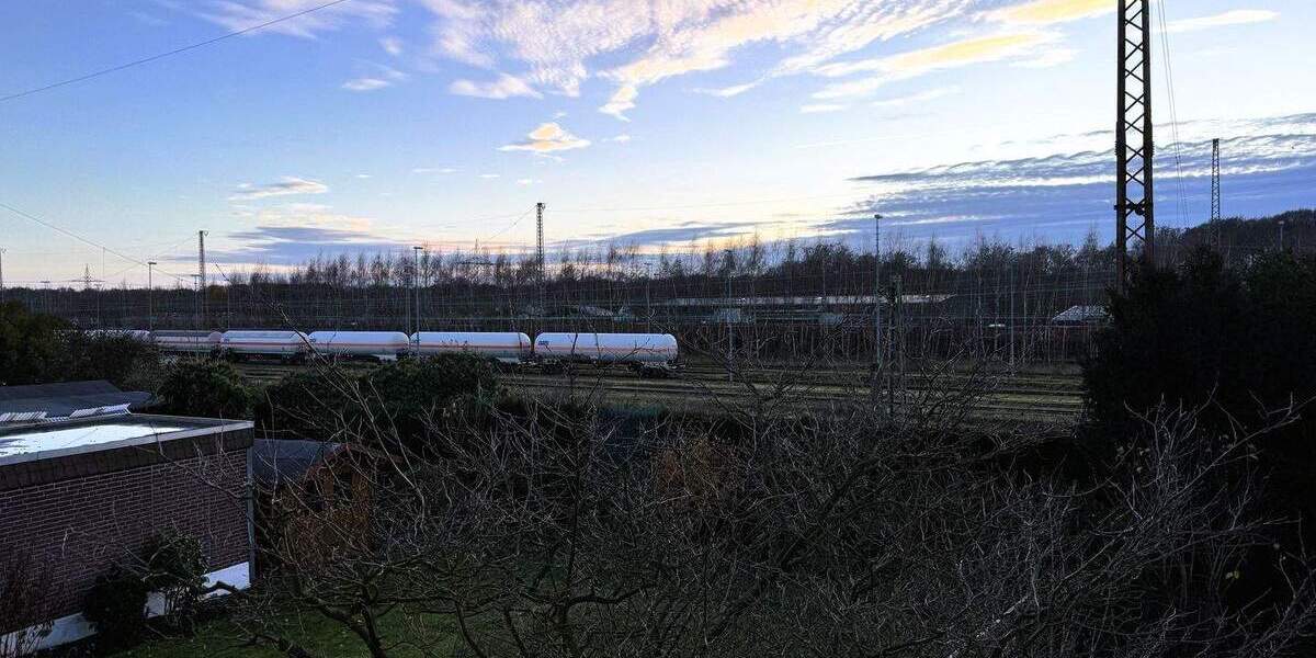 Gemütliches Einfamilienhaus mit Balkon in Marl - Ideal für Familien 3 zimmer
