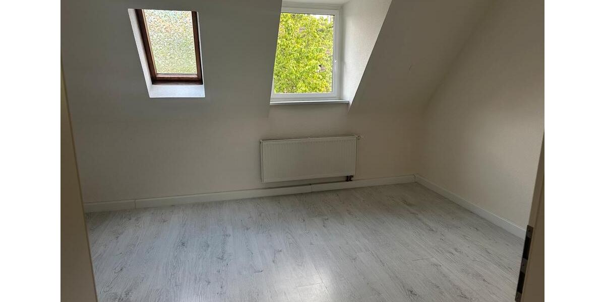 Dachgeschoßwohnung Marl Alt-Marl - 3 Zimmer, 63 m&sup2;, 650&euro; | Angebot:26349013