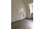 Dachgeschoßwohnung Essen Stadtbezirk IV - 2.5 Zimmer, 52 m&sup2;, 455&euro; | Angebot:25571579