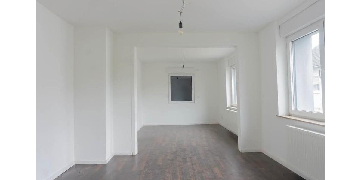 Mehrfamilienhaus, Wohnhaus Bochum Höntrop - 12 Zimmer, 226 m&sup2;, 3.000&euro; | Angebot:26121769