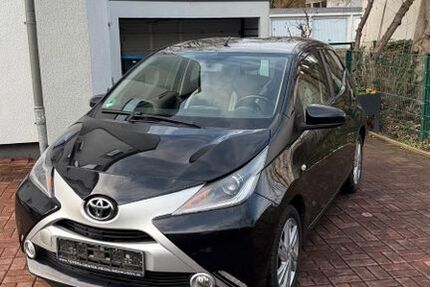 Toyota Aygo (X) 72.340 km 6.750 &euro; Recklinghausen 45659