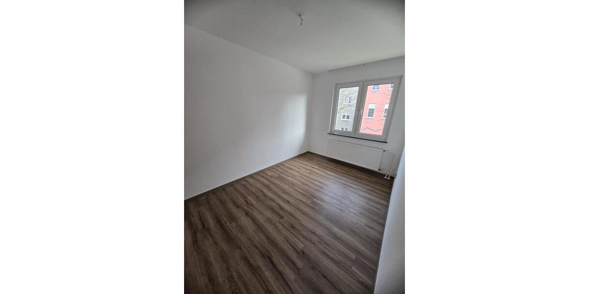 Etagenwohnung Duisburg Essenberg - 3 Zimmer, 65 m&sup2;, 460&euro; | Angebot:25418808